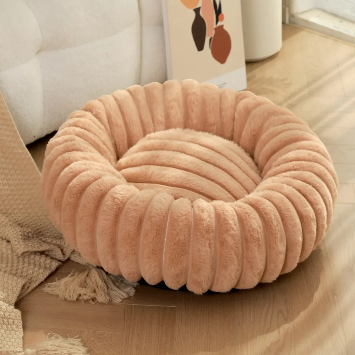 Warm Round Pet Bed for Medium Dogs & Cats – Fluffy Plush Sleeping Nest