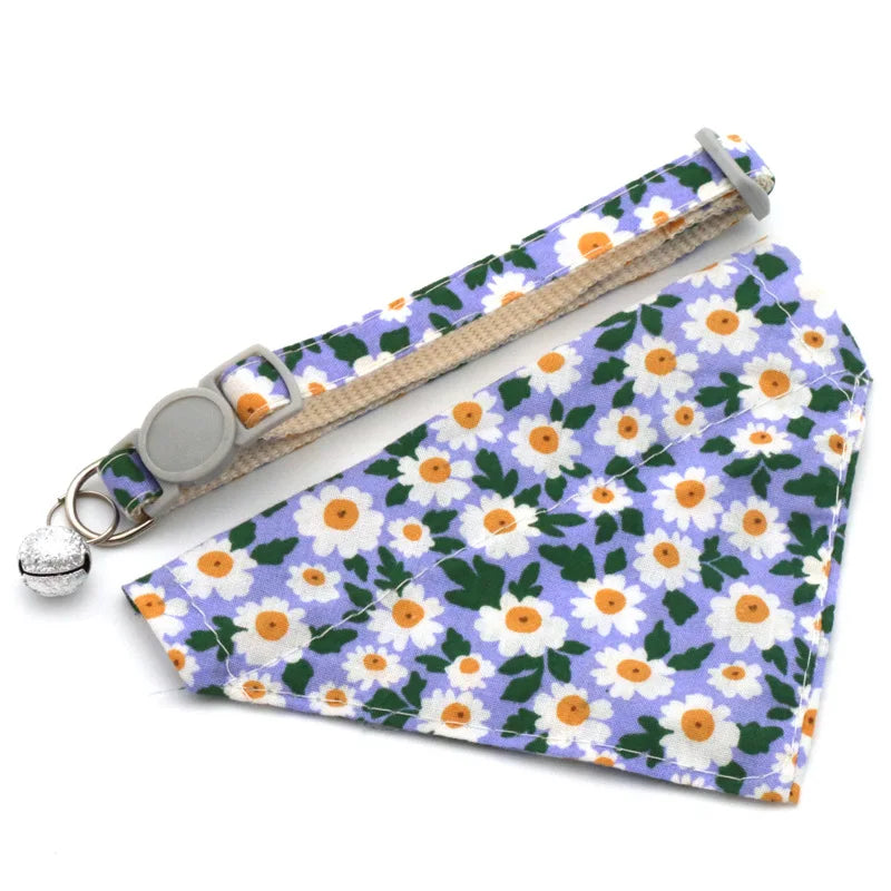 Daisy Breakaway Pet Collar – Soft Bandana Scarf for Cats, Kittens & Small Dogs