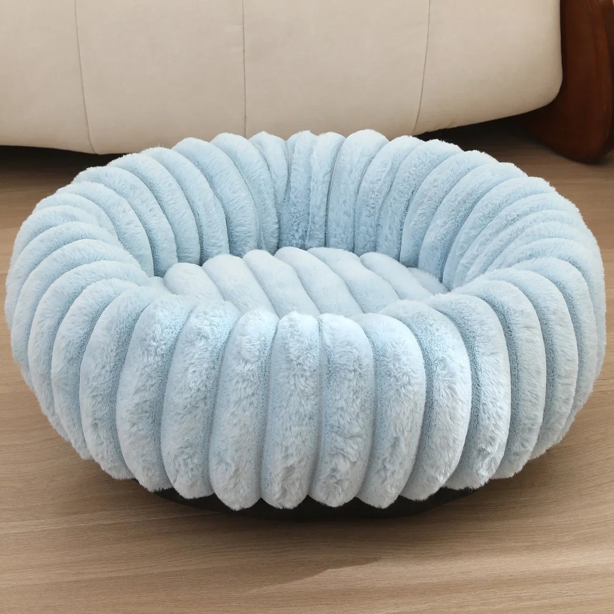 Warm Round Pet Bed for Medium Dogs & Cats – Fluffy Plush Sleeping Nest