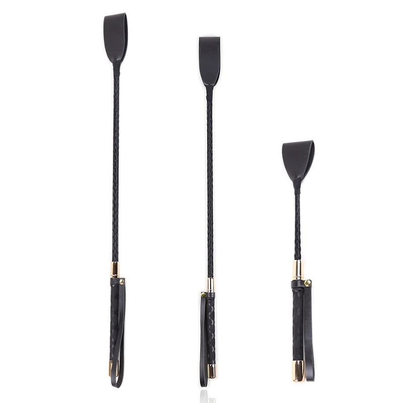 Lightweight Horse Riding Crop – PU Leather Training Whip for Outdoor Shows