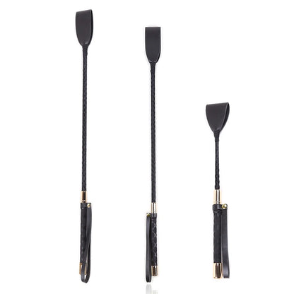 Lightweight Horse Riding Crop – PU Leather Training Whip for Outdoor Shows